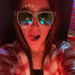 Meet your Posher, Kenslee